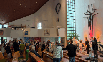 Wir bleiben in Verbindung! Der GO:Generations-Gottesdienst immer am 1.Sonntag im Monat